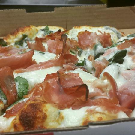 Bozzelli's Italian Deli